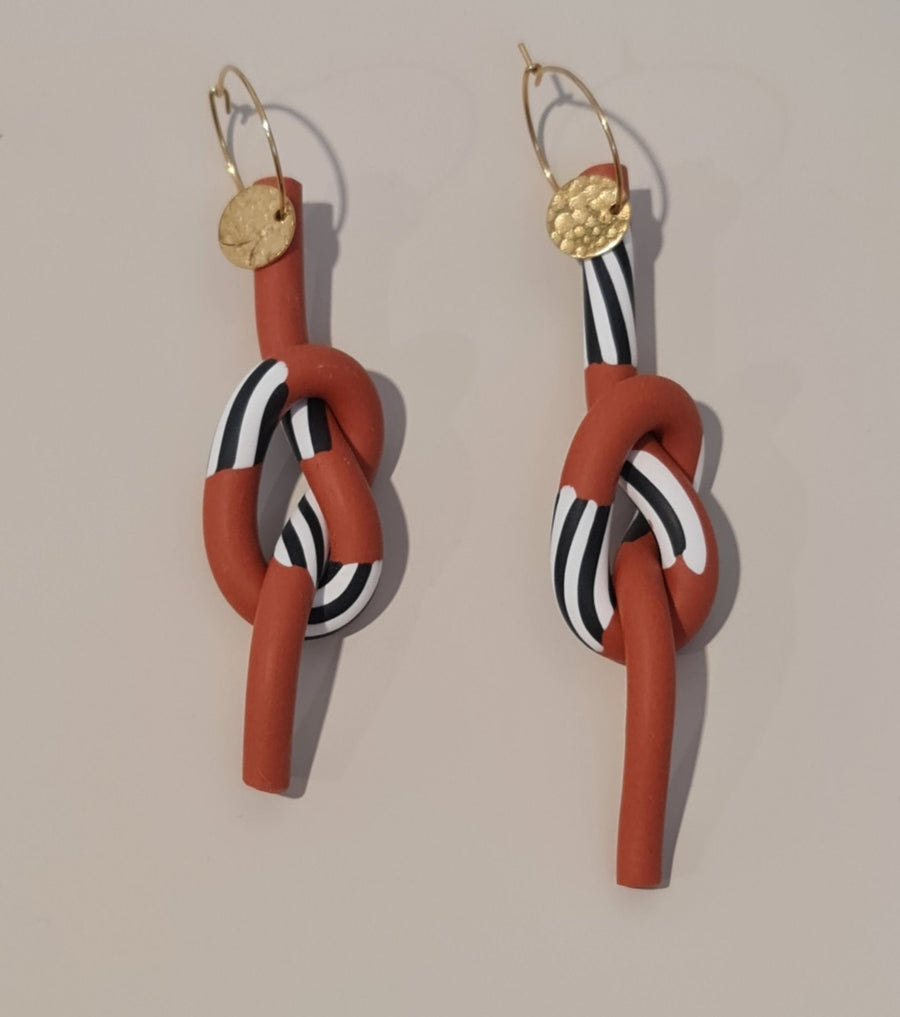 THE KNOT and GOLD/BRASS EARRINGS - Clac Clac Design