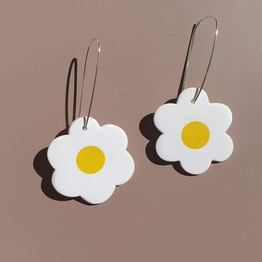 White and yellow Daisy Flower Dangle Earrings - Clac Clac Design