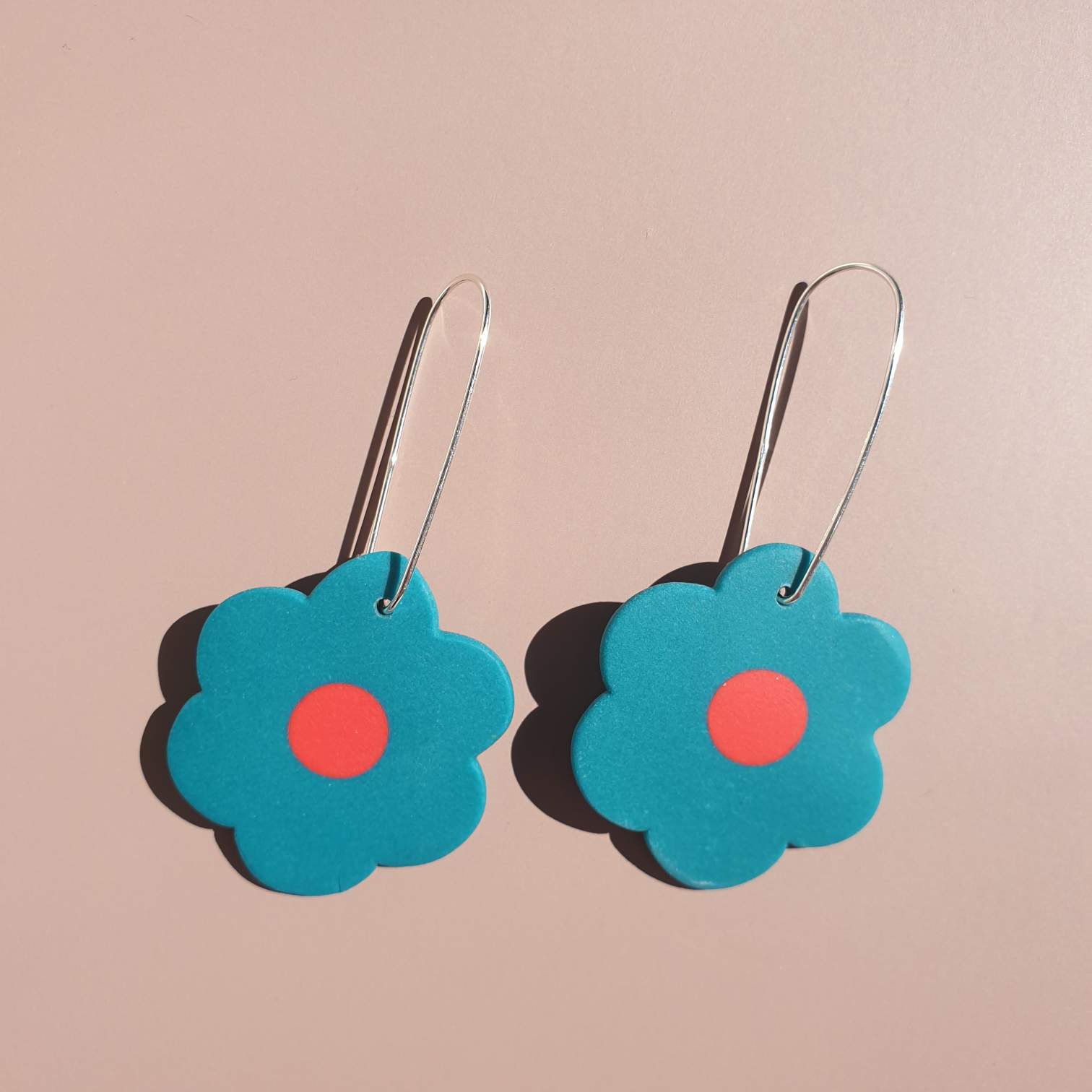 Daisy Flower Dangle Earrings Clac Clac Design